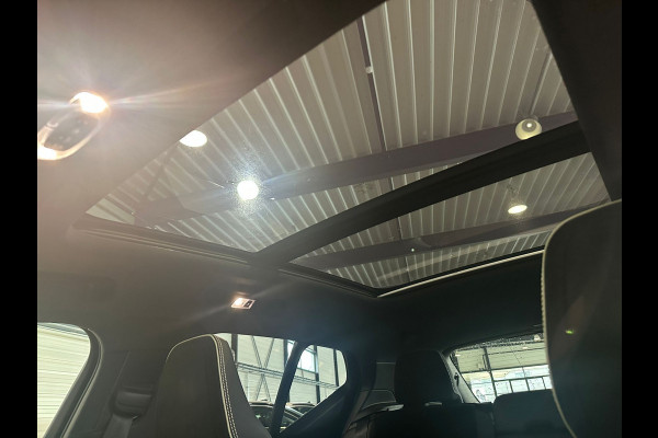 Volvo XC40 T4 Aut. Plug-in Hybrid R-Design Stoelverwarming Parkeercamera 211pk