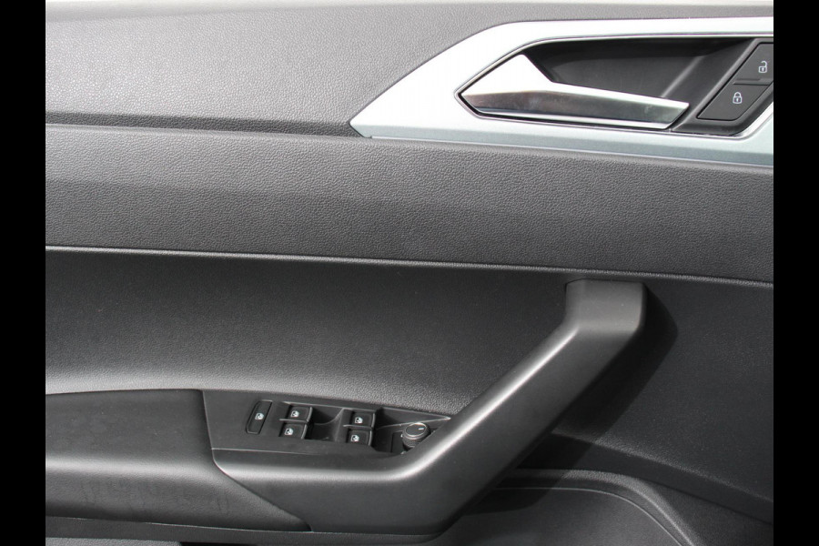 Volkswagen Polo 1.0 TSI Goal Automaat Navigatie Apple Carplay/Android Auto Parkeersensoren Adaptive Cruise Control Stoelverwarming Matrix LED koplampen Climate Control