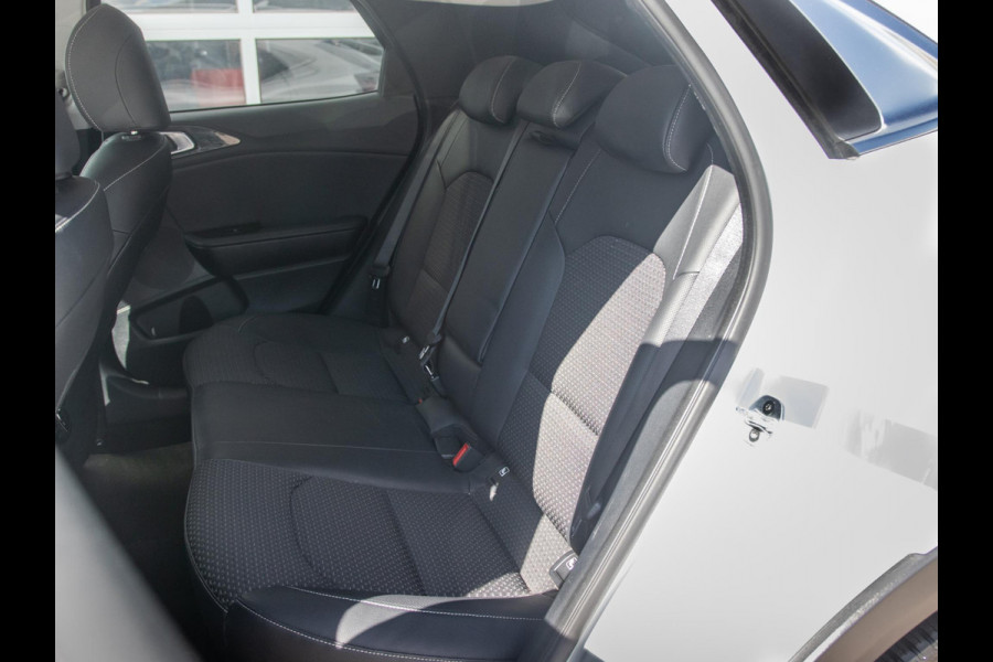 Kia Xceed 1.4 T-GDi DynamicPlusLine Clima | Cruise | Camera | Apple Carplay | Stoelverwarming | Navi | PDC