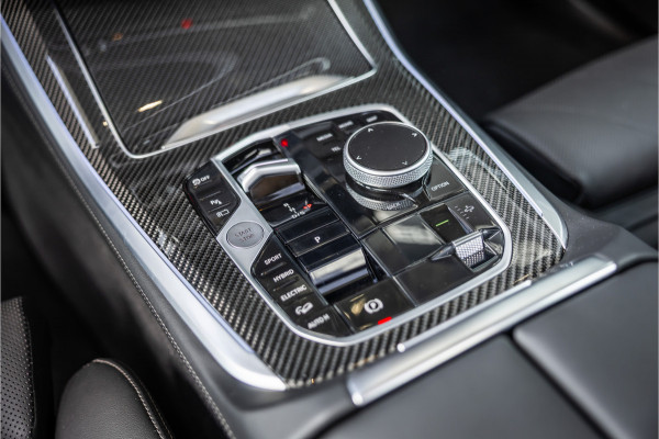 BMW X5 xDrive50e - M Sport | Panorama | H&K | Carbon | Elek. Trekhaak | Stoelkoeling