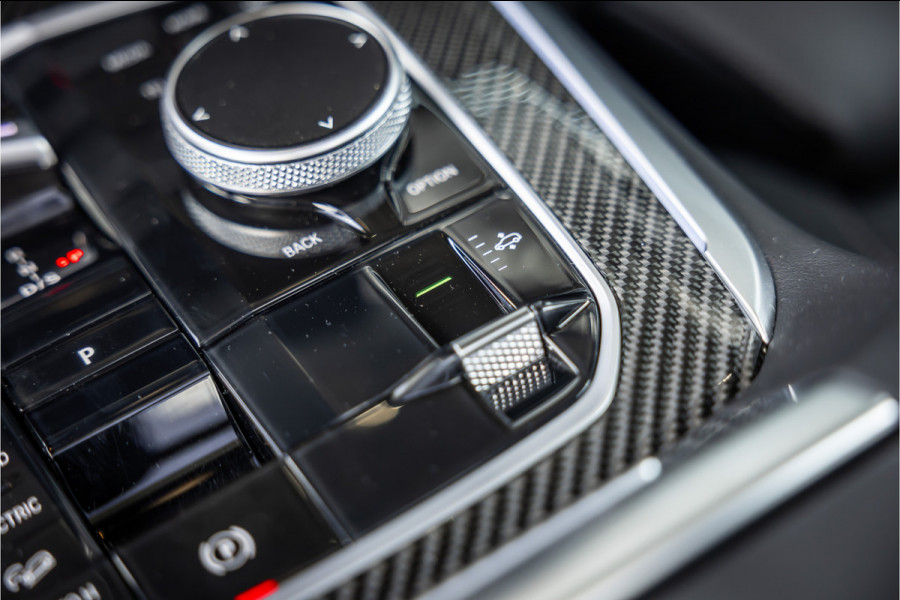 BMW X5 xDrive50e - M Sport | Panorama | H&K | Carbon | Elek. Trekhaak | Stoelkoeling