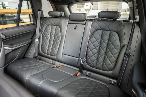 BMW X5 xDrive50e - M Sport | Panorama | H&K | Carbon | Elek. Trekhaak | Stoelkoeling