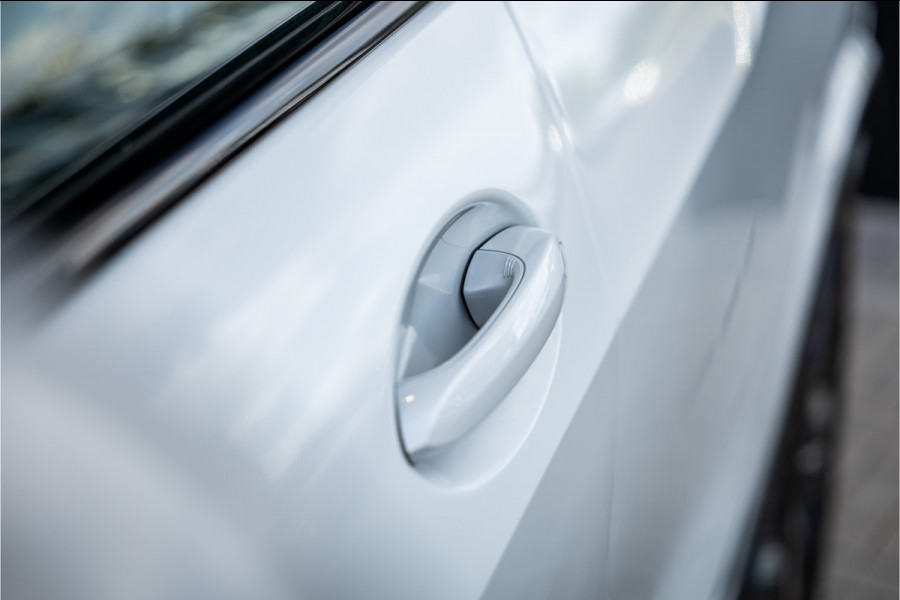 BMW X5 xDrive50e - M Sport | Panorama | H&K | Carbon | Elek. Trekhaak | Stoelkoeling