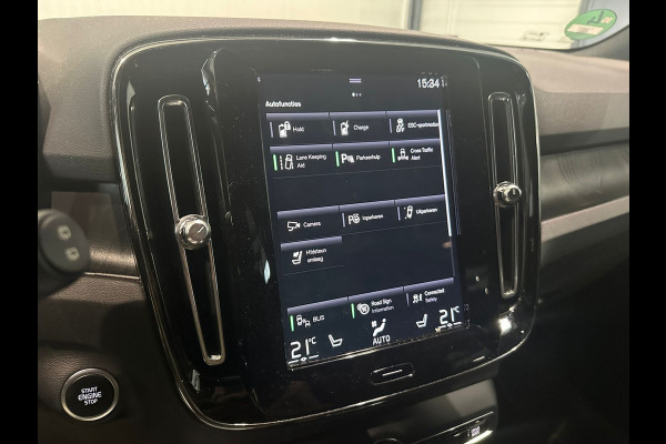 Volvo XC40 T5 Aut. Plug-in Hybrid Plus Dark ACC 360camera Stoelverwarming 262pk