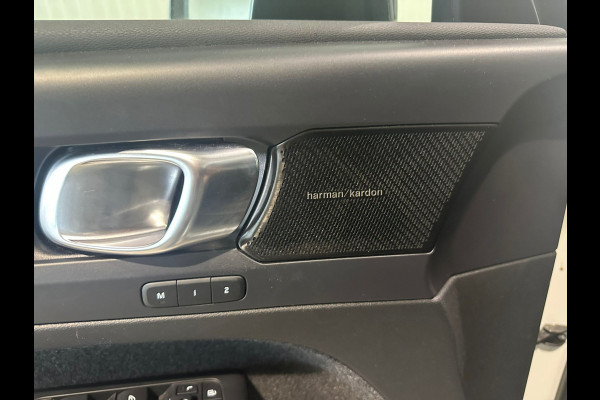 Volvo XC40 T5 Aut. Plug-in Hybrid Plus Dark ACC 360camera Stoelverwarming 262pk