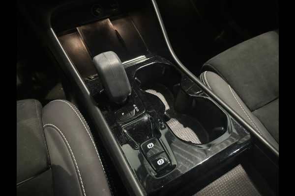 Volvo XC40 T5 Aut. Plug-in Hybrid Plus Dark ACC 360camera Stoelverwarming 262pk