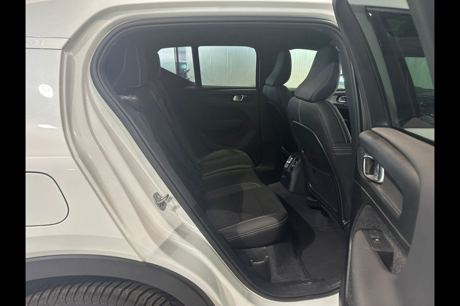 Volvo XC40 T5 Aut. Plug-in Hybrid Plus Dark ACC 360camera Stoelverwarming 262pk