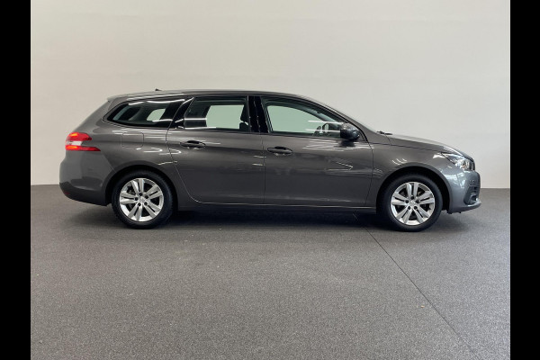 Peugeot 308 SW 1.2 PureTech Active Pack Trekhaak Navigatie Parkeersensoren achter Cruise Control Climate Control