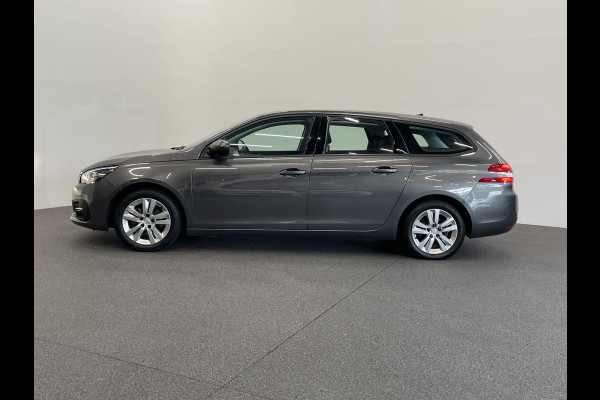Peugeot 308 SW 1.2 PureTech Active Pack Trekhaak Navigatie Parkeersensoren achter Cruise Control Climate Control