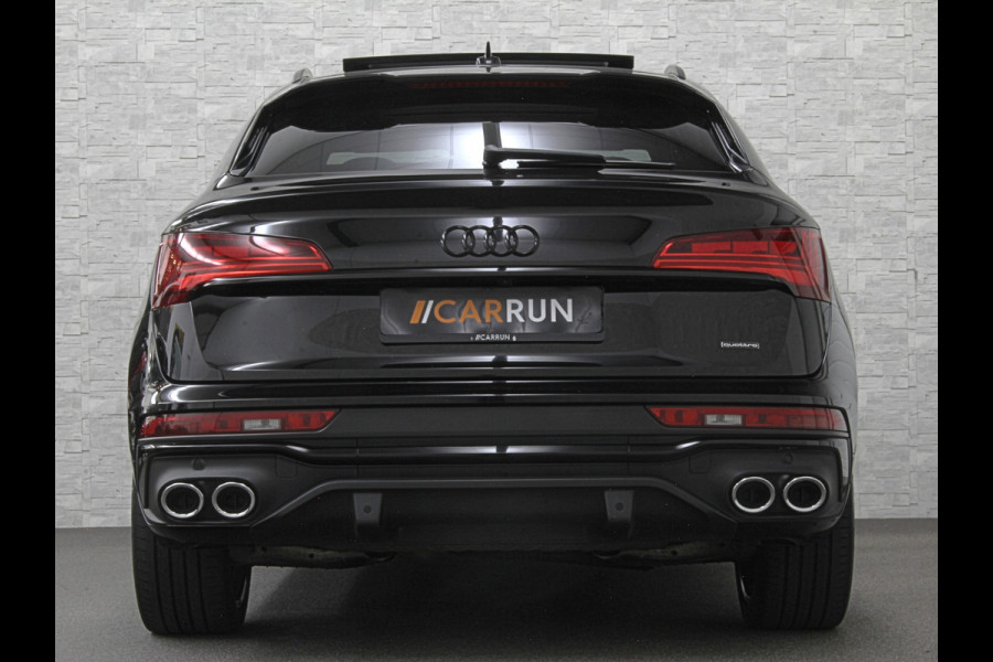 Audi Q5 Sportback 300pk TFSI e S-Line Competition | RS-Leder | Luchtvering | 360 Camera | Panorama | B&O | ACC | SQ5 Diffuser | Sfeerverlichting | Trekhaak | Stoelverwarming V+A | LED-Matrix | Keyless-Entry | Memory | Zonwering | Standkachel | Stuurverwarming | 21 inch | Black-Optic | Carplay |