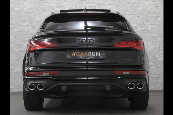Audi Q5 Sportback 300pk TFSI e S-Line Competition | RS-Leder | Luchtvering | 360 Camera | Panorama | B&O | ACC | SQ5 Diffuser | Sfeerverlichting | Trekhaak | Stoelverwarming V+A | LED-Matrix | Keyless-Entry | Memory | Zonwering | Standkachel | Stuurverwarming | 21 inch | Black-Optic | Carplay |
