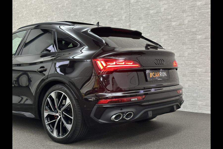Audi Q5 Sportback 300pk TFSI e S-Line Competition | RS-Leder | Luchtvering | 360 Camera | Panorama | B&O | ACC | SQ5 Diffuser | Sfeerverlichting | Trekhaak | Stoelverwarming V+A | LED-Matrix | Keyless-Entry | Memory | Zonwering | Standkachel | Stuurverwarming | 21 inch | Black-Optic | Carplay |