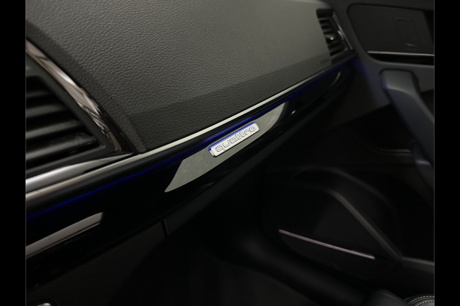Audi Q5 Sportback 300pk TFSI e S-Line Competition | RS-Leder | Luchtvering | 360 Camera | Panorama | B&O | ACC | SQ5 Diffuser | Sfeerverlichting | Trekhaak | Stoelverwarming V+A | LED-Matrix | Keyless-Entry | Memory | Zonwering | Standkachel | Stuurverwarming | 21 inch | Black-Optic | Carplay |