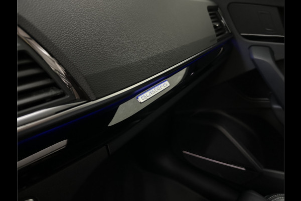 Audi Q5 Sportback 300pk TFSI e S-Line Competition | RS-Leder | Luchtvering | 360 Camera | Panorama | B&O | ACC | SQ5 Diffuser | Sfeerverlichting | Trekhaak | Stoelverwarming V+A | LED-Matrix | Keyless-Entry | Memory | Zonwering | Standkachel | Stuurverwarming | 21 inch | Black-Optic | Carplay |