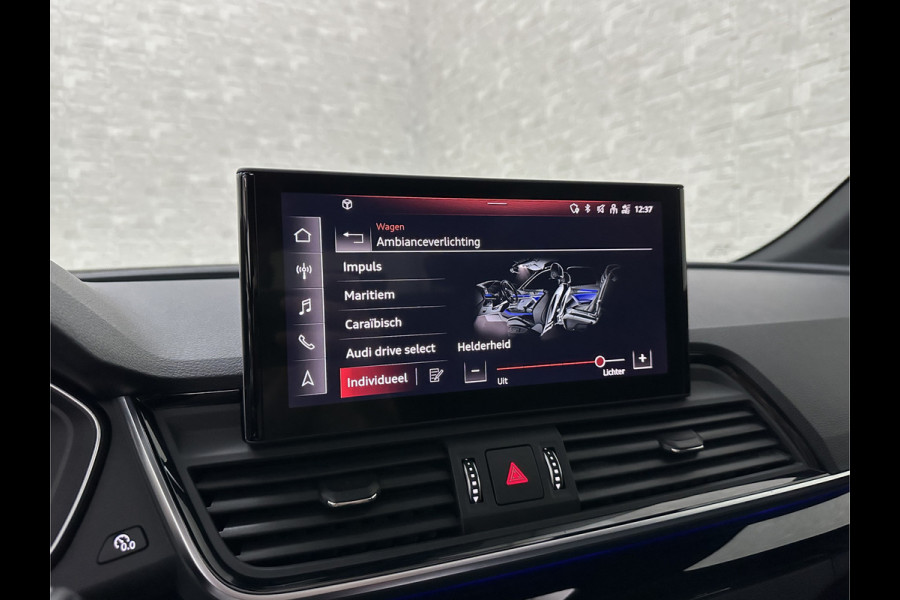 Audi Q5 Sportback 300pk TFSI e S-Line Competition | RS-Leder | Luchtvering | 360 Camera | Panorama | B&O | ACC | SQ5 Diffuser | Sfeerverlichting | Trekhaak | Stoelverwarming V+A | LED-Matrix | Keyless-Entry | Memory | Zonwering | Standkachel | Stuurverwarming | 21 inch | Black-Optic | Carplay |