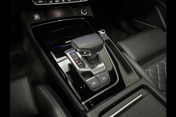 Audi Q5 Sportback 300pk TFSI e S-Line Competition | RS-Leder | Luchtvering | 360 Camera | Panorama | B&O | ACC | SQ5 Diffuser | Sfeerverlichting | Trekhaak | Stoelverwarming V+A | LED-Matrix | Keyless-Entry | Memory | Zonwering | Standkachel | Stuurverwarming | 21 inch | Black-Optic | Carplay |