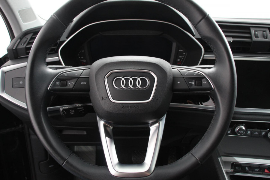 Audi Q3 Sportback 45 TFSI e 245pk PHEV S-tronic Attitude Navigatie Parkeersensoren Adaptive Cruise Control Stoelverwarming Ledverlichting Virtual Cockpit Climate Control