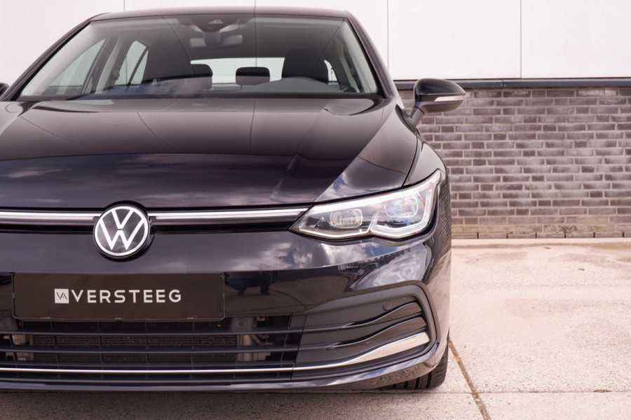 Volkswagen Golf 1.4 eHybrid Style | Carplay | Camera | Memory | Navi | Sfeerverlichting | LED | IQ-Light