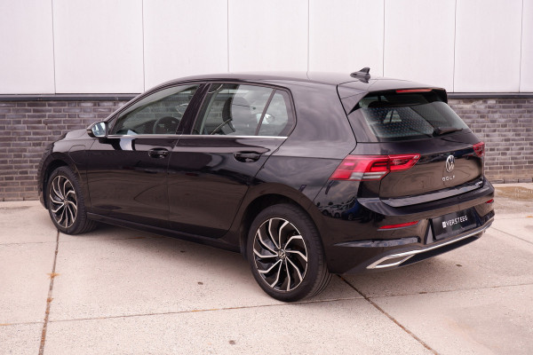 Volkswagen Golf 1.4 eHybrid Style | Carplay | Camera | Memory | Navi | Sfeerverlichting | LED | IQ-Light
