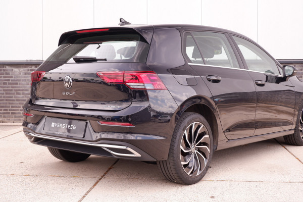 Volkswagen Golf 1.4 eHybrid Style | Carplay | Camera | Memory | Navi | Sfeerverlichting | LED | IQ-Light