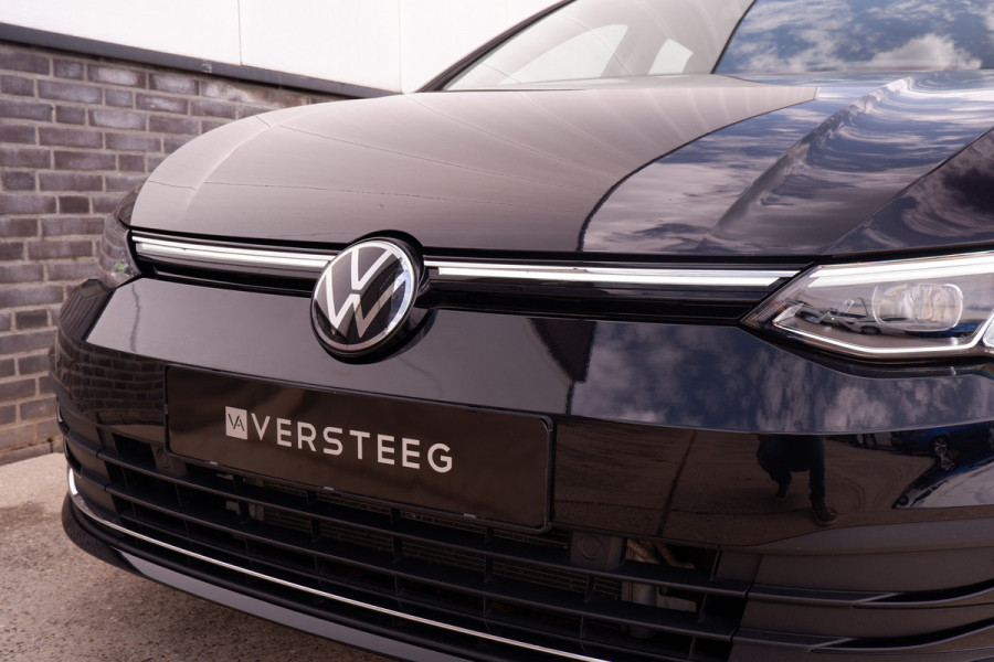 Volkswagen Golf 1.4 eHybrid Style | Carplay | Camera | Memory | Navi | Sfeerverlichting | LED | IQ-Light