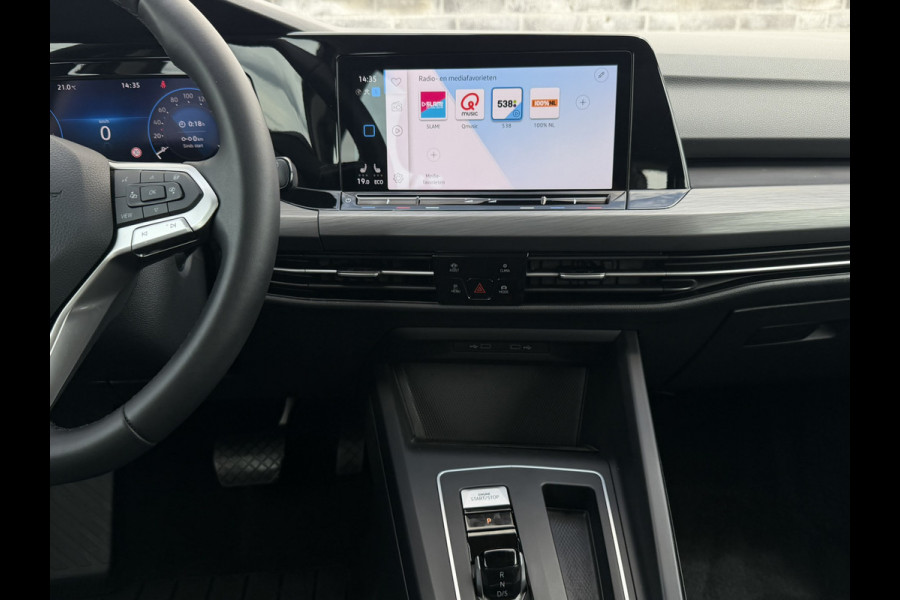 Volkswagen Golf 1.4 eHybrid Style | Carplay | Camera | Memory | Navi | Sfeerverlichting | LED | IQ-Light