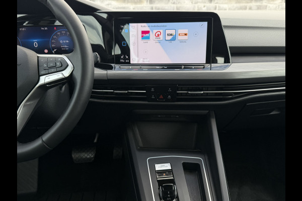 Volkswagen Golf 1.4 eHybrid Style | Carplay | Camera | Memory | Navi | Sfeerverlichting | LED | IQ-Light