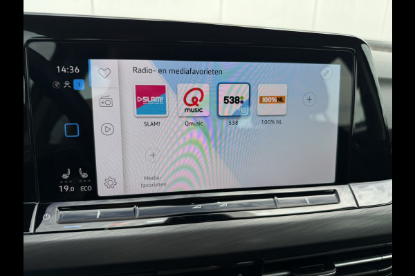Volkswagen Golf 1.4 eHybrid Style | Carplay | Camera | Memory | Navi | Sfeerverlichting | LED | IQ-Light