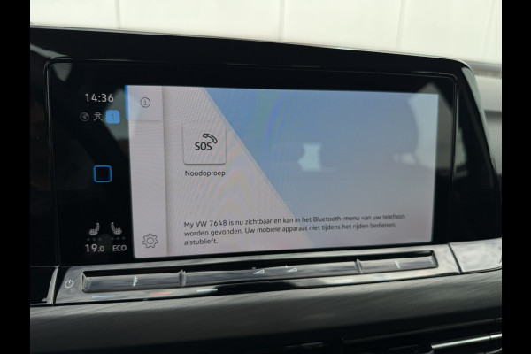 Volkswagen Golf 1.4 eHybrid Style | Carplay | Camera | Memory | Navi | Sfeerverlichting | LED | IQ-Light