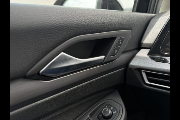 Volkswagen Golf 1.4 eHybrid Style | Carplay | Camera | Memory | Navi | Sfeerverlichting | LED | IQ-Light