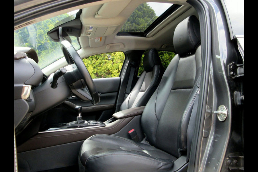 Mazda CX-30 2.0 e-SkyActiv-X M Hybrid Luxury * Trekhaak *