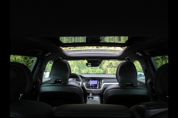 Volvo V60 2.0 B3 R-Design Automaat * Pano * Trekhaak *