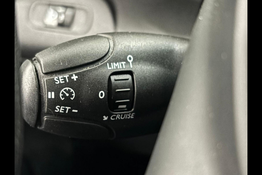 Peugeot Partner 1.5 BlueHDi 100PK L2 Navigatie Airco Camera