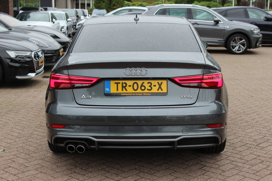 Audi A3 Limousine 1.5 TFSI CoD Sport S Line Edition / Navigatie / Parkeerhulp V+A / 18'' / Half Leder / Sportstoelen / Cruise Control
