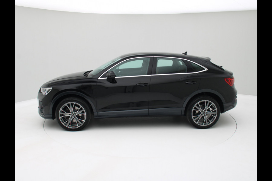 Audi Q3 Sportback 45 TFSI e Edition Camera, Trekhaak, ACC, Carplay