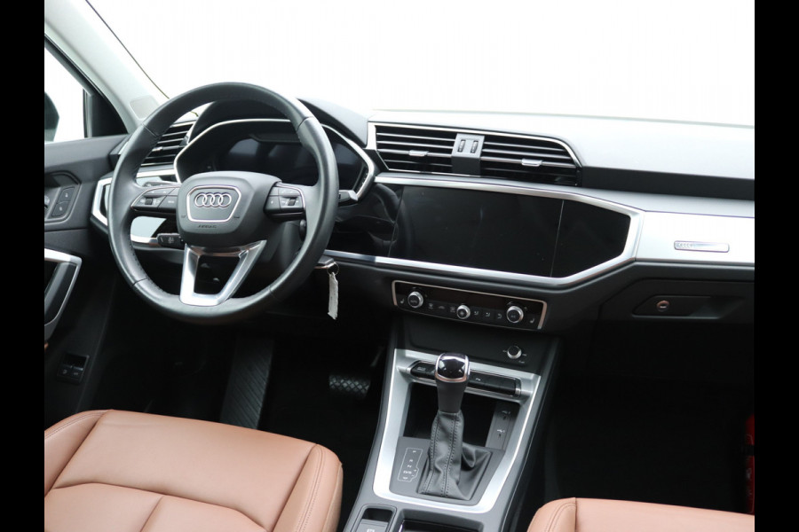 Audi Q3 Sportback 45 TFSI e Edition Camera, Trekhaak, ACC, Carplay