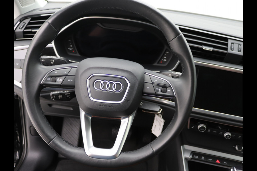 Audi Q3 Sportback 45 TFSI e Edition Camera, Trekhaak, ACC, Carplay