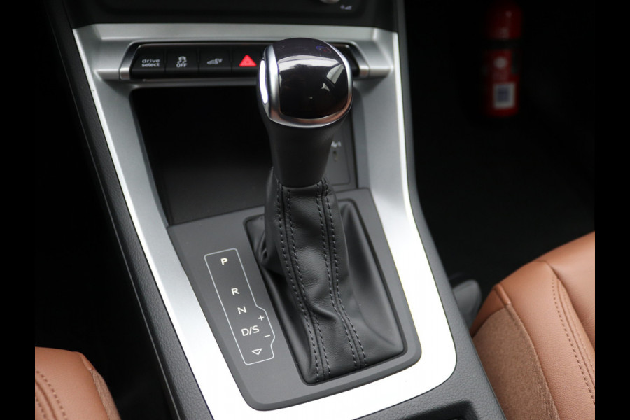 Audi Q3 Sportback 45 TFSI e Edition Camera, Trekhaak, ACC, Carplay