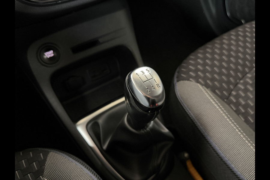 Renault Captur 0.9 TCe Intens | R-Link Navi | Bose | 17" | Camera | PDC V+A | Led |