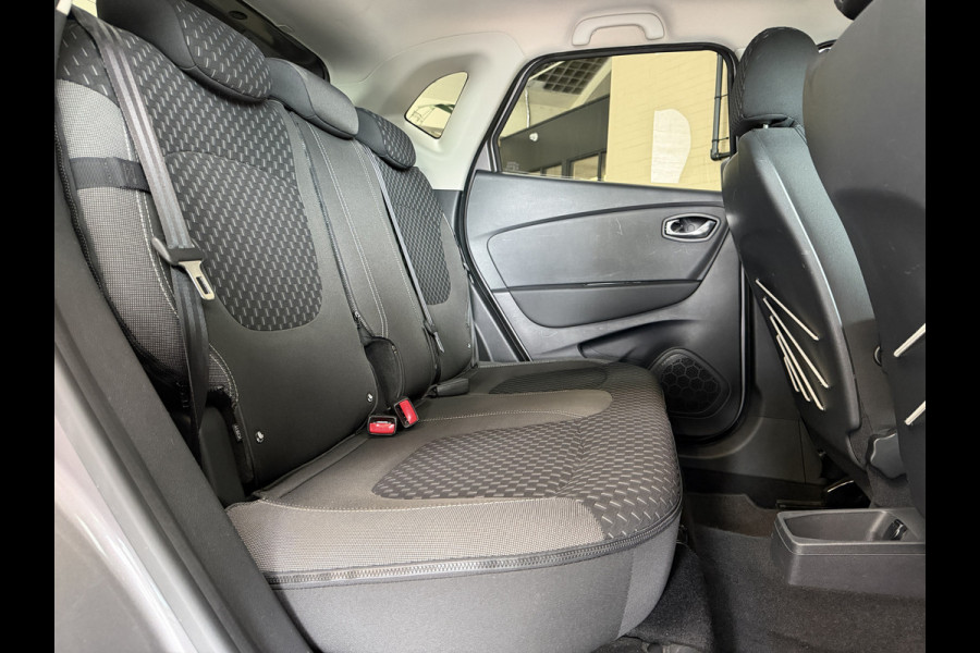 Renault Captur 0.9 TCe Intens | R-Link Navi | Bose | 17" | Camera | PDC V+A | Led |