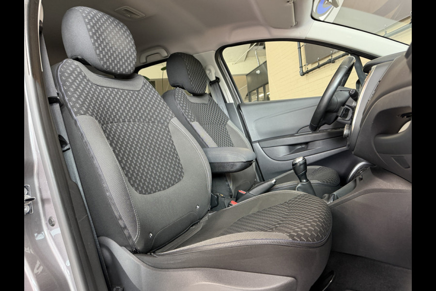 Renault Captur 0.9 TCe Intens | R-Link Navi | Bose | 17" | Camera | PDC V+A | Led |