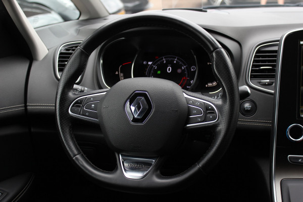Renault Scénic 1.3 TCe Initiale Paris / Camera / Head-up / CarPlay / Leder / Keyless / 20'' / Elektr. Stoelen / Bose / Stoelverwarming / Rijstrooksensor / Dodehoek / DAB / ACC