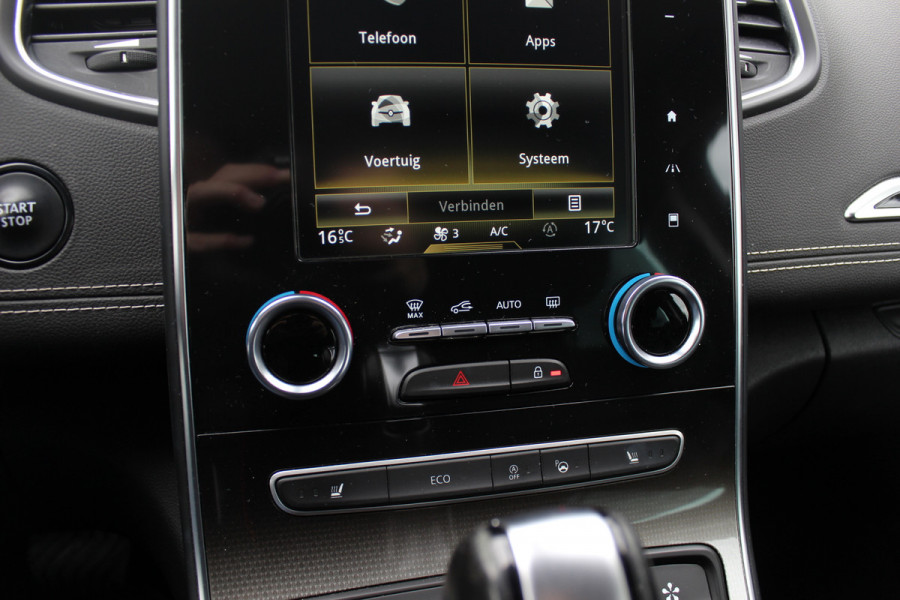 Renault Scénic 1.3 TCe Initiale Paris / Camera / Head-up / CarPlay / Leder / Keyless / 20'' / Elektr. Stoelen / Bose / Stoelverwarming / Rijstrooksensor / Dodehoek / DAB / ACC