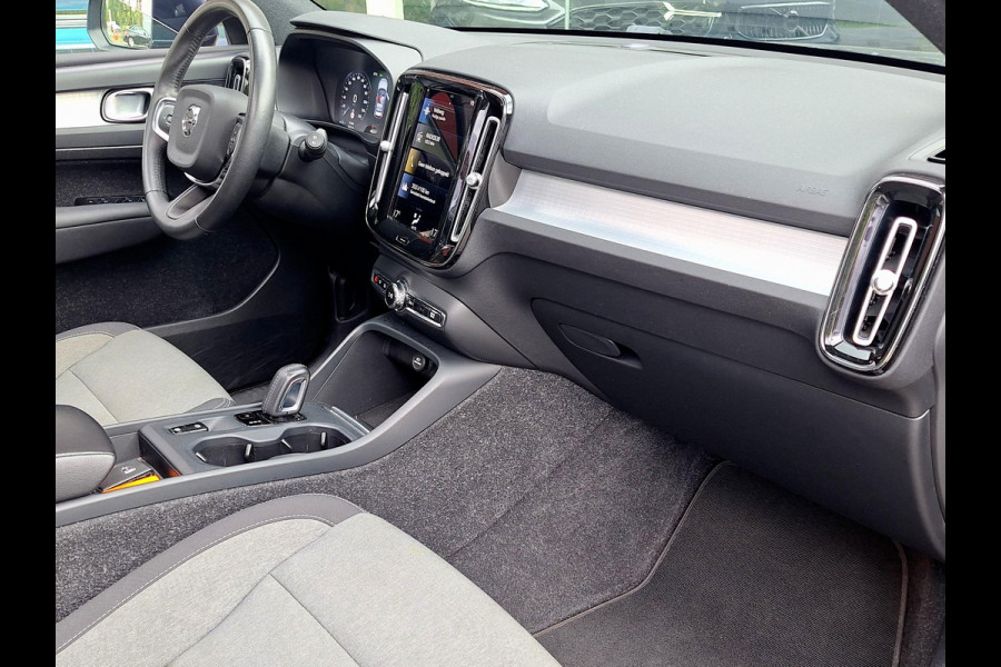 Volvo XC40 1.5 T4 Recharge Inscription Expression | Panorama Dak | Climate | Navi | Cruise control| Dealer Onderhouden |