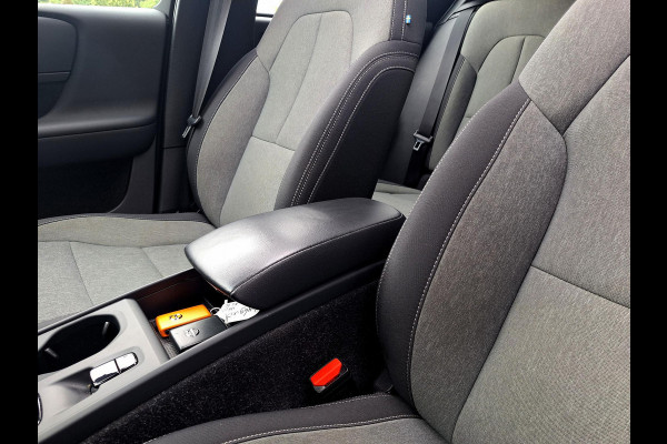Volvo XC40 1.5 T4 Recharge Inscription Expression | Panorama Dak | Climate | Navi | Cruise control| Dealer Onderhouden |