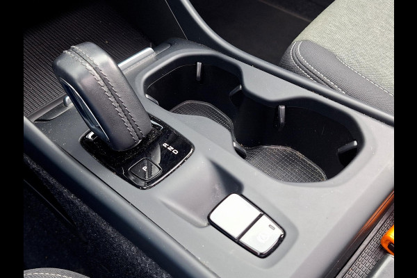 Volvo XC40 1.5 T4 Recharge Inscription Expression | Panorama Dak | Climate | Navi | Cruise control| Dealer Onderhouden |
