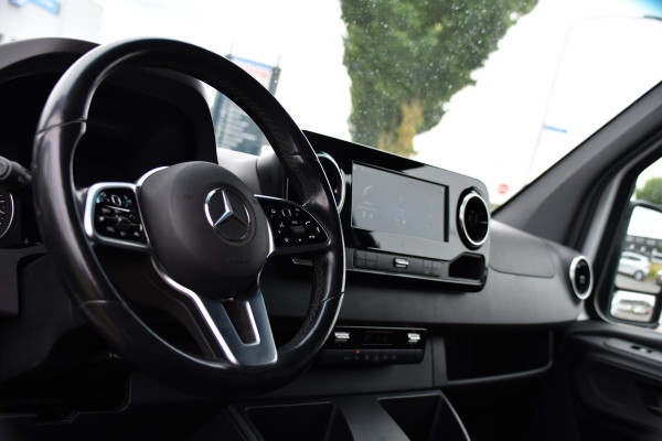 Mercedes-Benz Sprinter 519 V6 3.0 CDI L3H2 PB Edition 360 Camera, Adaptieve Cruise, Carplay, LED, Automaat, 190pk, 3500kg Trekhaak, 10,5'' Mbux, Stoelverwarming, Uniek!