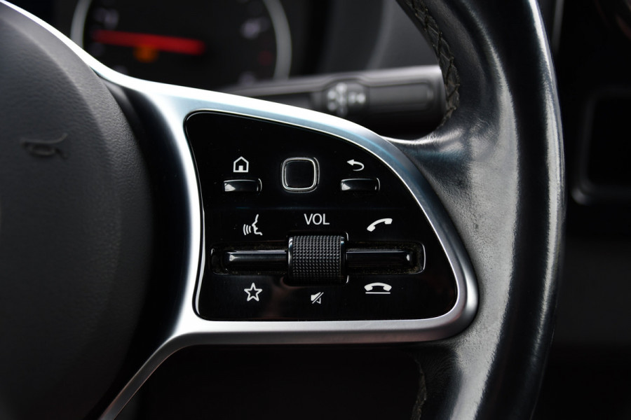 Mercedes-Benz Sprinter 519 V6 3.0 CDI L3H2 PB Edition 360 Camera, Adaptieve Cruise, Carplay, LED, Automaat, 190pk, 3500kg Trekhaak, 10,5'' Mbux, Stoelverwarming, Uniek!