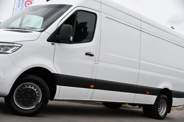 Mercedes-Benz Sprinter 519 V6 3.0 CDI L3H2 PB Edition 360 Camera, Adaptieve Cruise, Carplay, LED, Automaat, 190pk, 3500kg Trekhaak, 10,5'' Mbux, Stoelverwarming, Uniek!