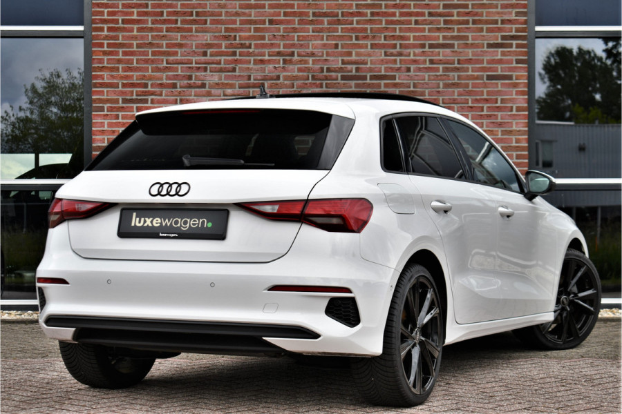Audi A3 Sportback 35 TFSI 150pk Pano El-Klep Keyless Optic-black Carplay